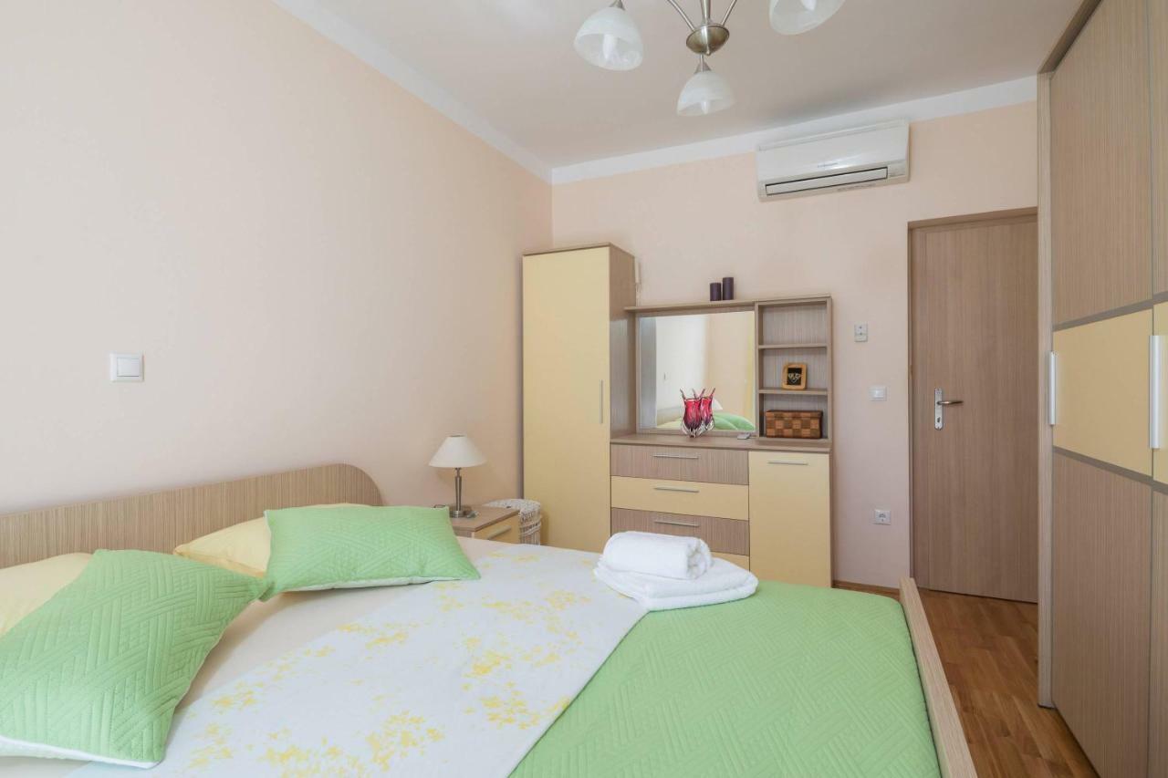 Apartment Novi Каштела Екстер'єр фото